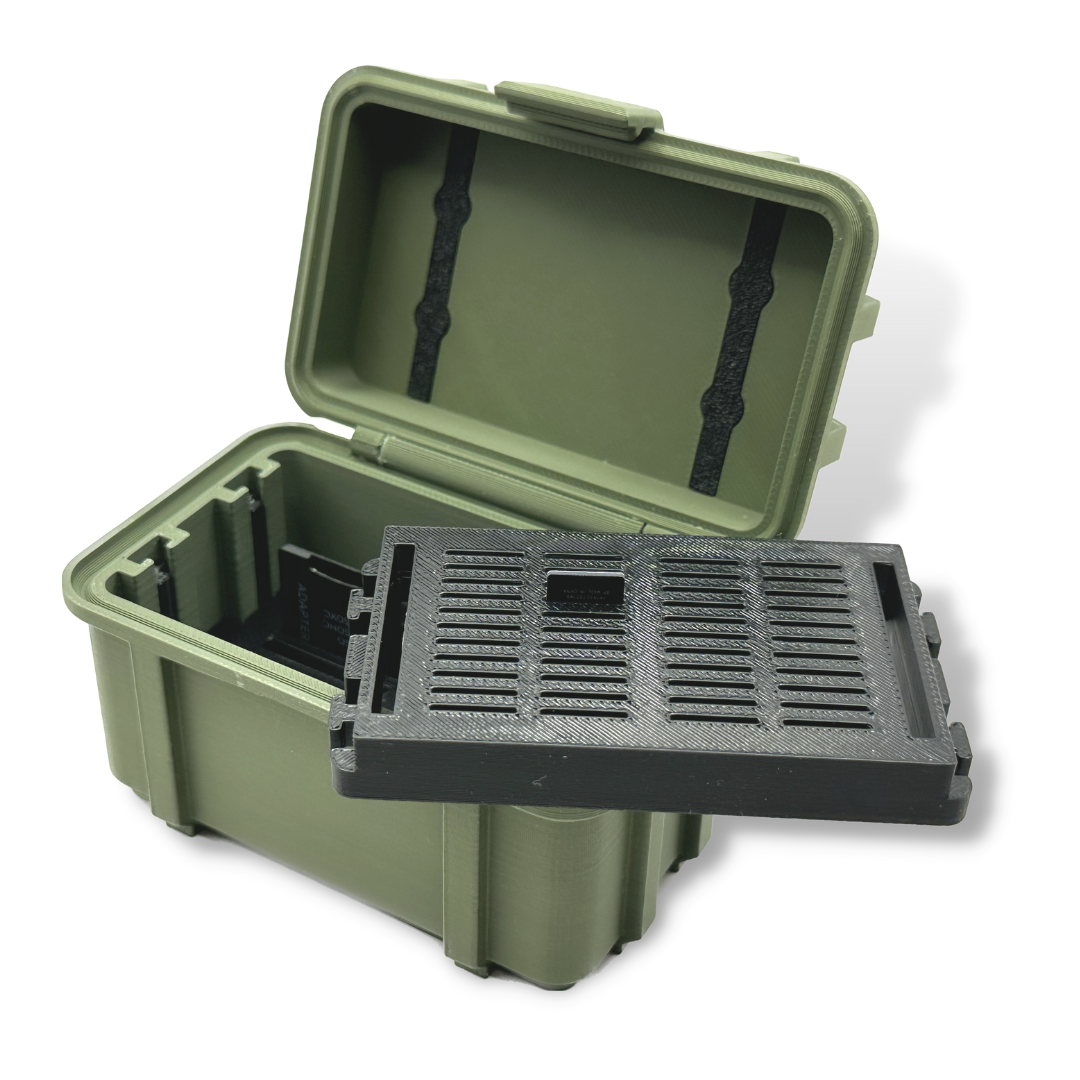 Batteriekiste im Armee Design Olive Grün zur Aufbewahrung von SD und mini SD Karten